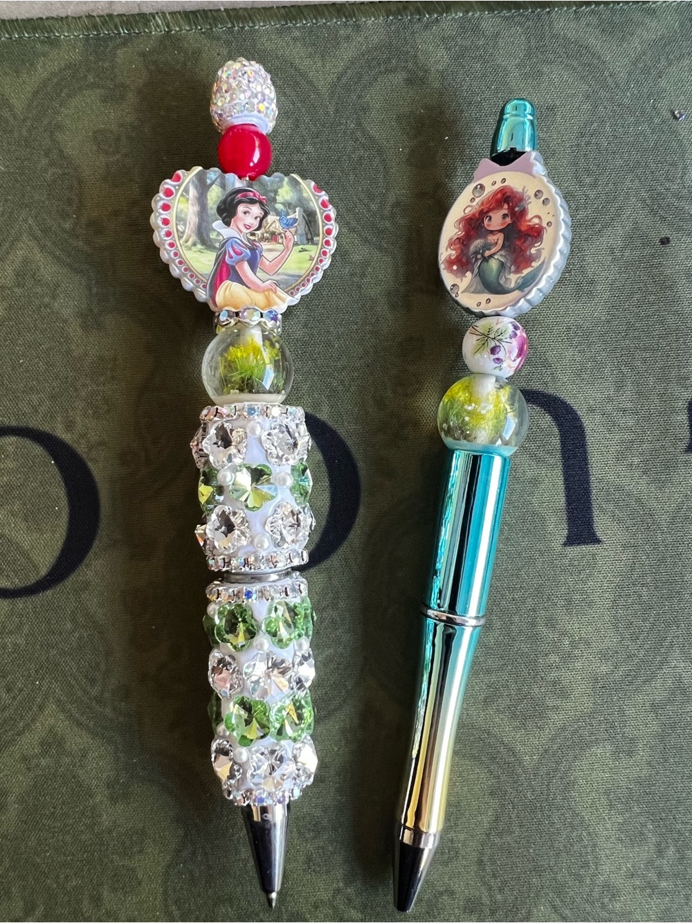 2x pens princess Crystal Pen - Green novelty bling heart